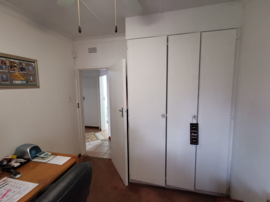 4 Bedroom Property for Sale in Verwoerdpark Gauteng