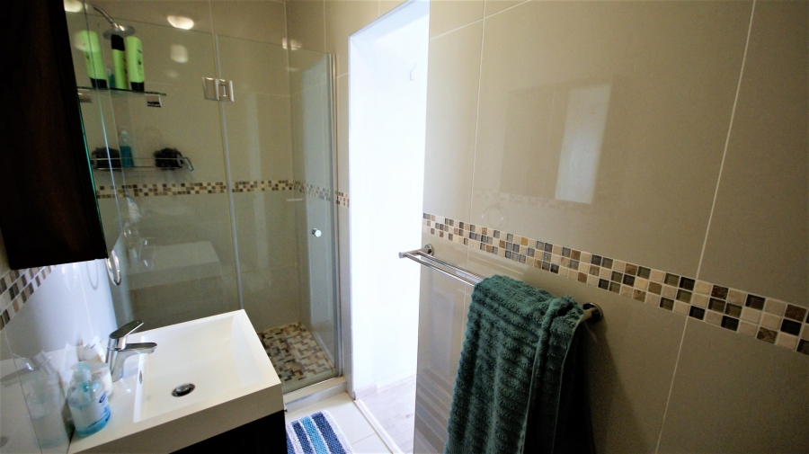 2 Bedroom Property for Sale in Bryanston Gauteng