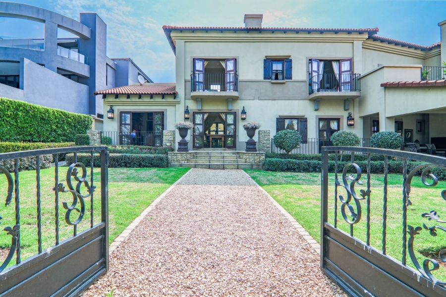 4 Bedroom Property for Sale in Blue Valley Golf Estate Gauteng