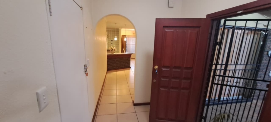 3 Bedroom Property for Sale in Birchleigh Gauteng