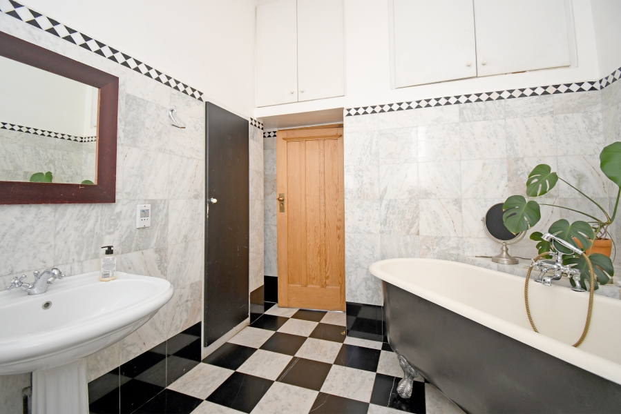 2 Bedroom Property for Sale in Killarney Gauteng
