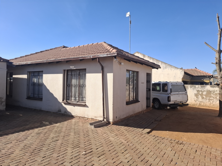 3 Bedroom Property for Sale in Birch Acres Gauteng