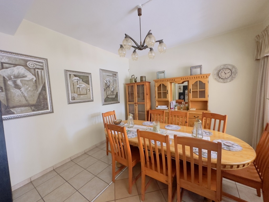 6 Bedroom Property for Sale in Lambton Gauteng