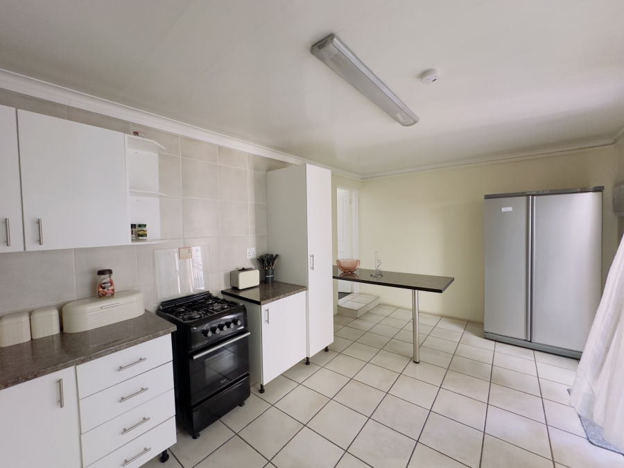 6 Bedroom Property for Sale in Lambton Gauteng