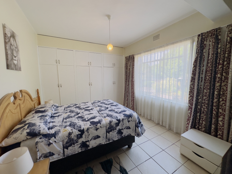 6 Bedroom Property for Sale in Lambton Gauteng