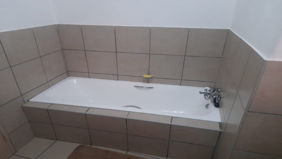 2 Bedroom Property for Sale in Vanderbijlpark CE 1 Gauteng
