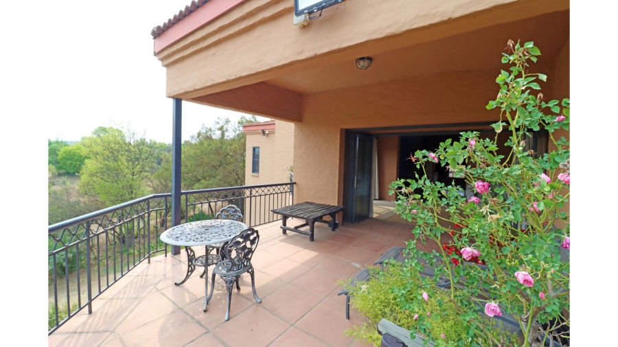 4 Bedroom Property for Sale in Chartwell Gauteng