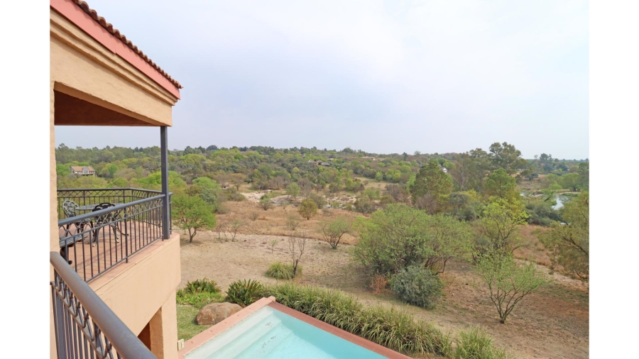 4 Bedroom Property for Sale in Chartwell Gauteng