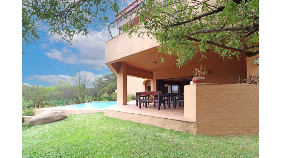 4 Bedroom Property for Sale in Chartwell Gauteng
