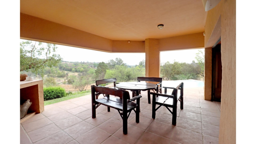 4 Bedroom Property for Sale in Chartwell Gauteng