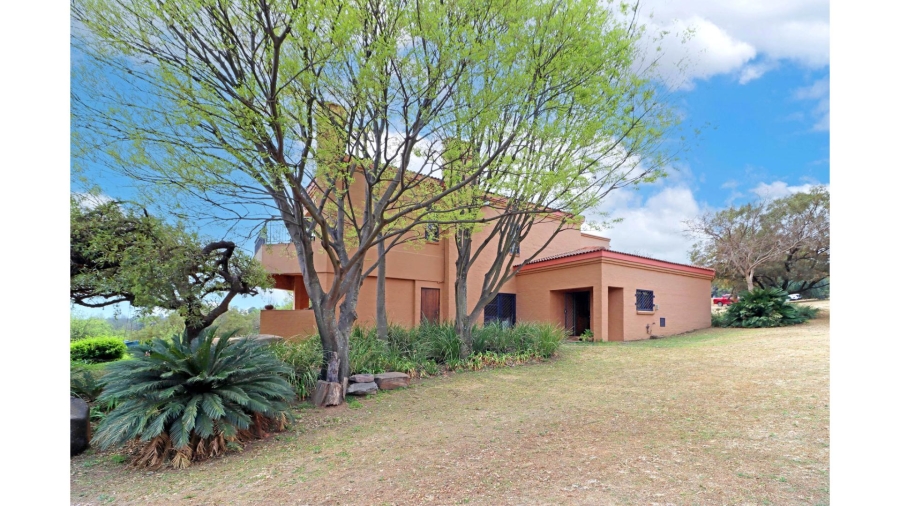 4 Bedroom Property for Sale in Chartwell Gauteng