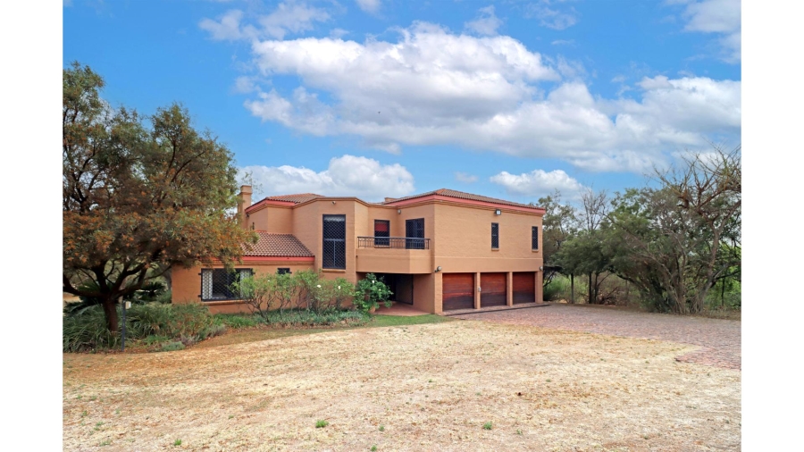 4 Bedroom Property for Sale in Chartwell Gauteng