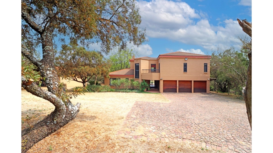4 Bedroom Property for Sale in Chartwell Gauteng