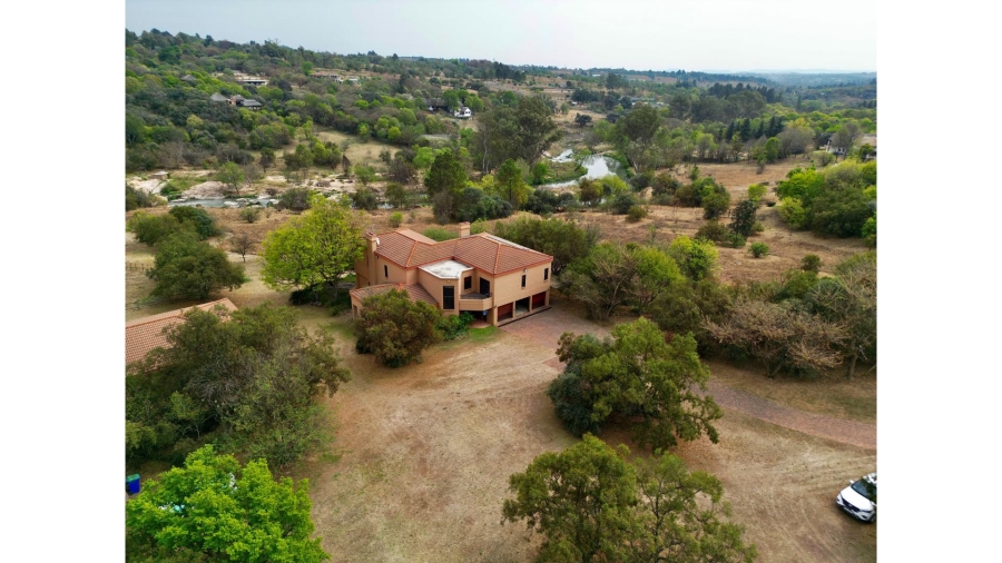 4 Bedroom Property for Sale in Chartwell Gauteng