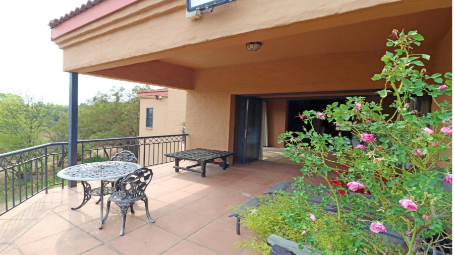 4 Bedroom Property for Sale in Chartwell Gauteng