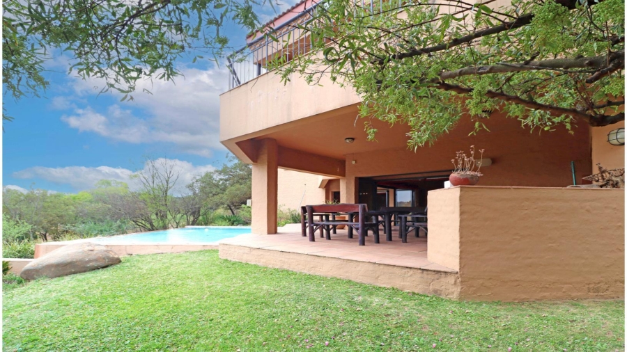 4 Bedroom Property for Sale in Chartwell Gauteng