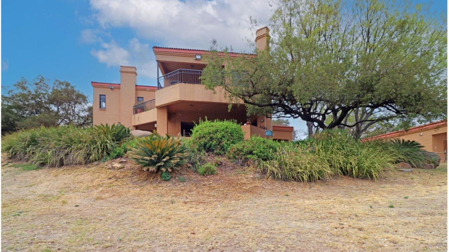 4 Bedroom Property for Sale in Chartwell Gauteng