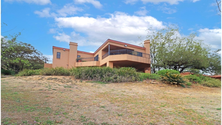 4 Bedroom Property for Sale in Chartwell Gauteng