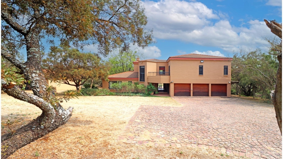 4 Bedroom Property for Sale in Chartwell Gauteng