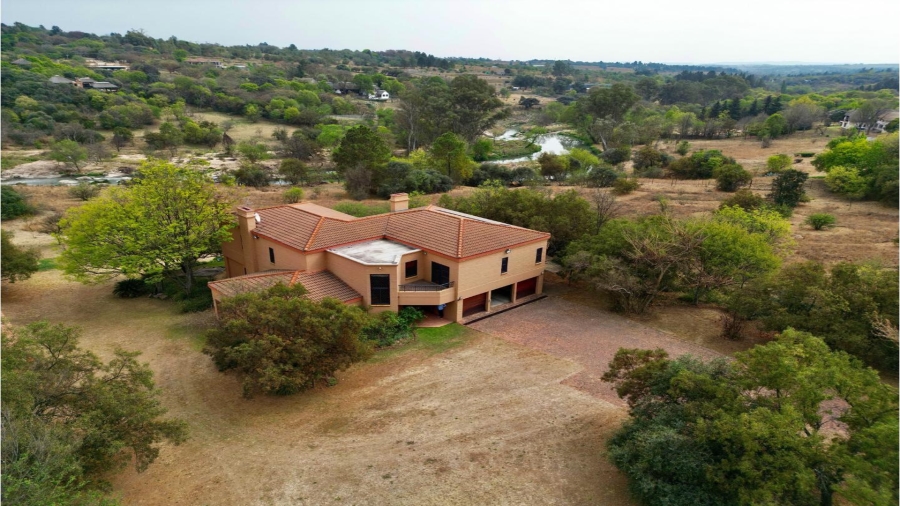 4 Bedroom Property for Sale in Chartwell Gauteng