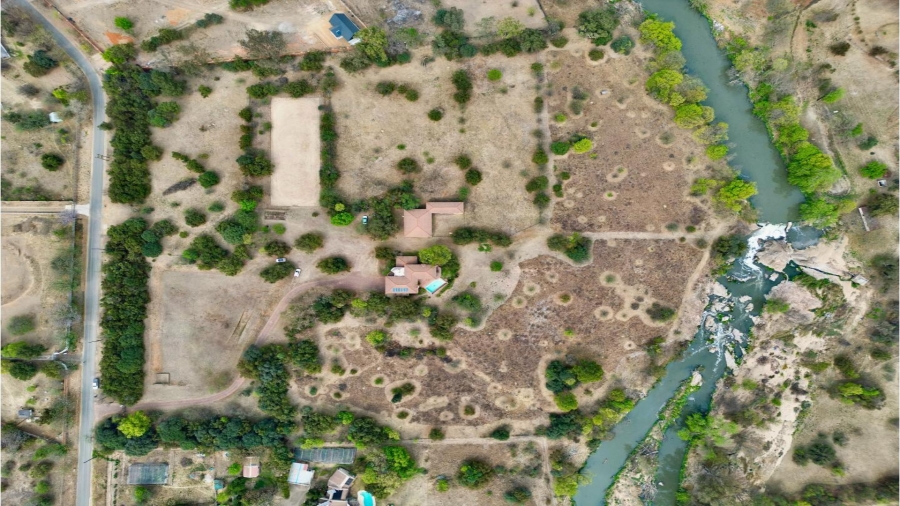 4 Bedroom Property for Sale in Chartwell Gauteng