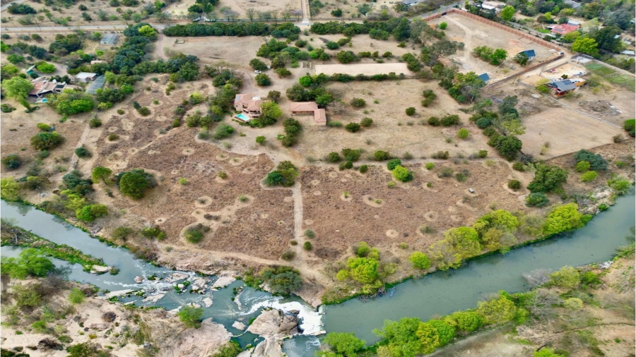 4 Bedroom Property for Sale in Chartwell Gauteng