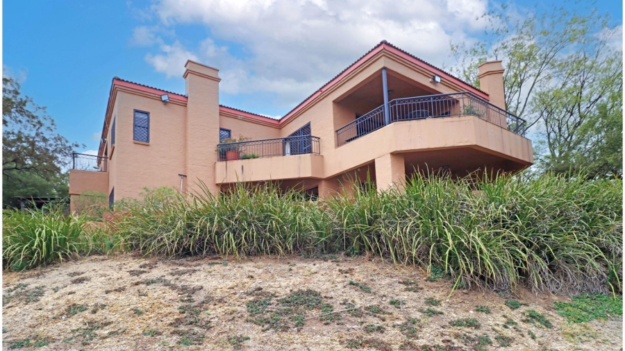 4 Bedroom Property for Sale in Chartwell Gauteng