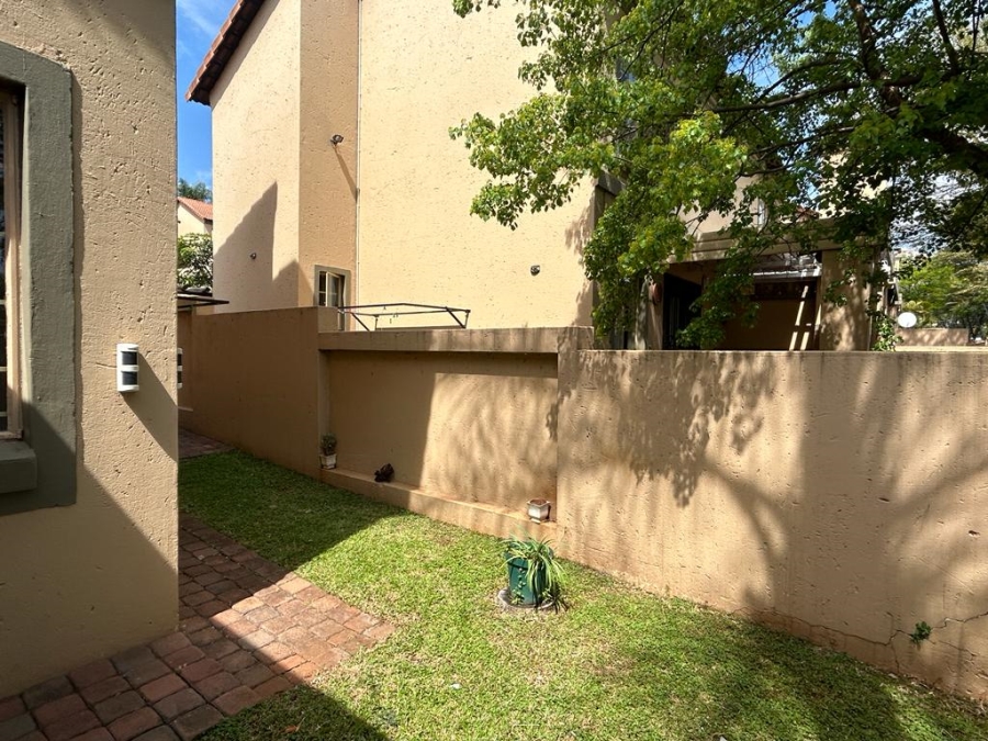2 Bedroom Property for Sale in La Montagne Gauteng