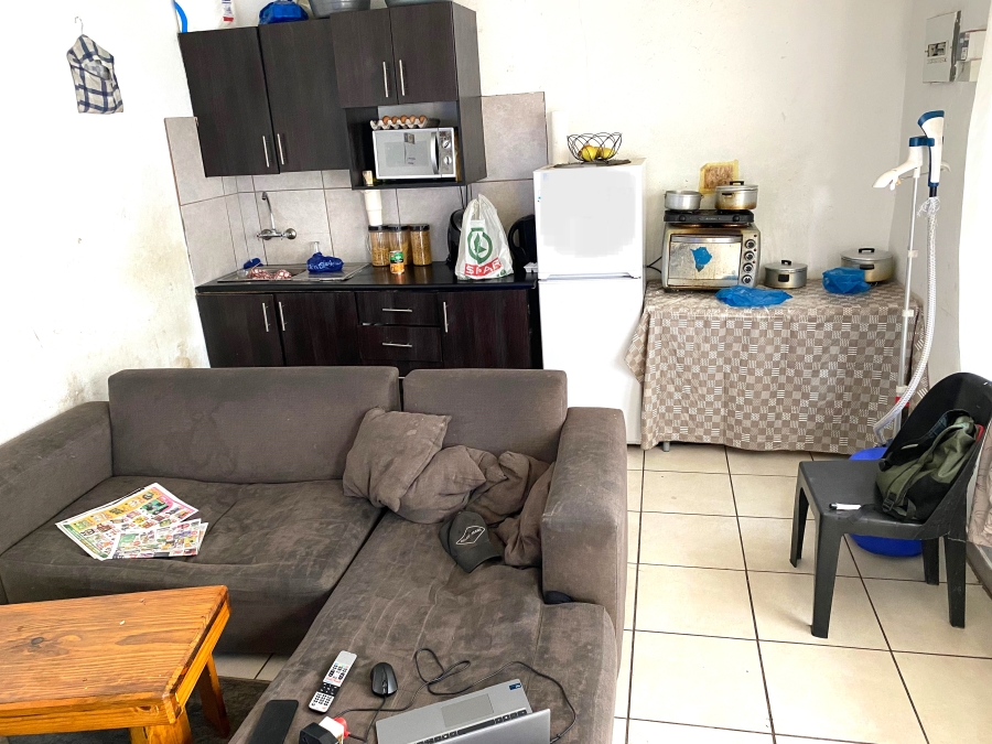 5 Bedroom Property for Sale in Spruit View Gauteng