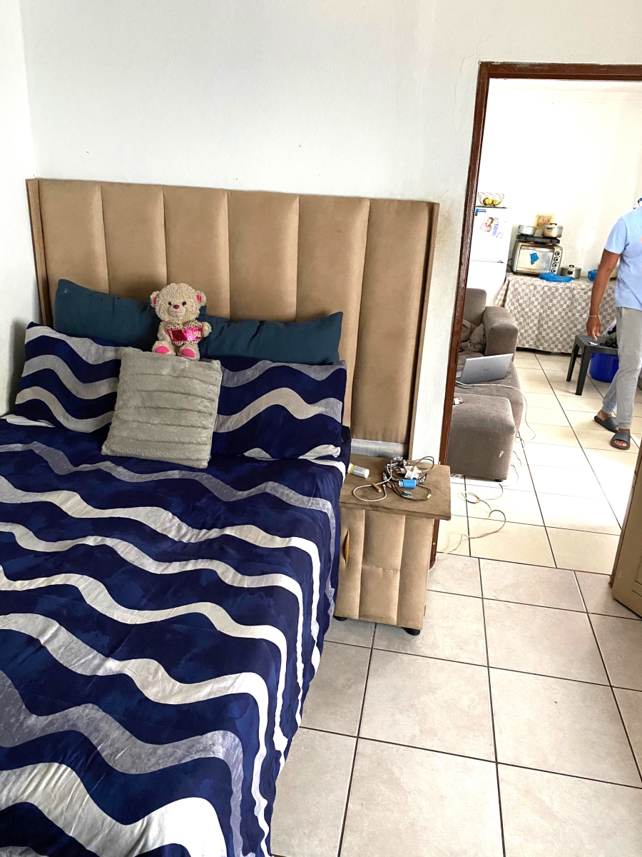 5 Bedroom Property for Sale in Spruit View Gauteng