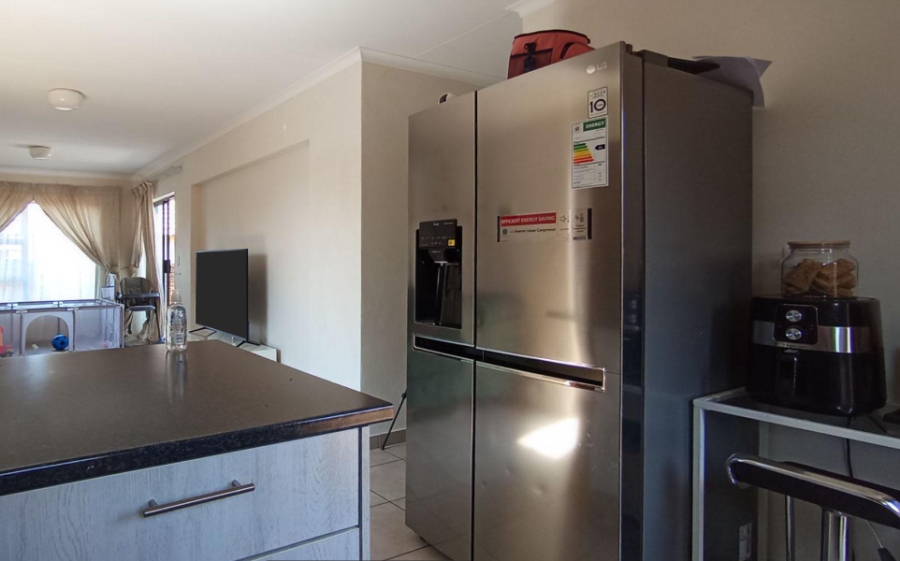 3 Bedroom Property for Sale in Chantelle Gauteng