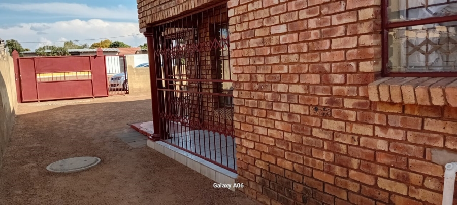3 Bedroom Property for Sale in Soshanguve Pp2 Gauteng