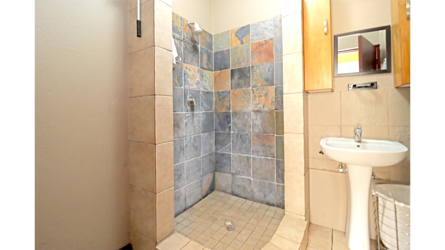 4 Bedroom Property for Sale in Kyalami Ah Gauteng