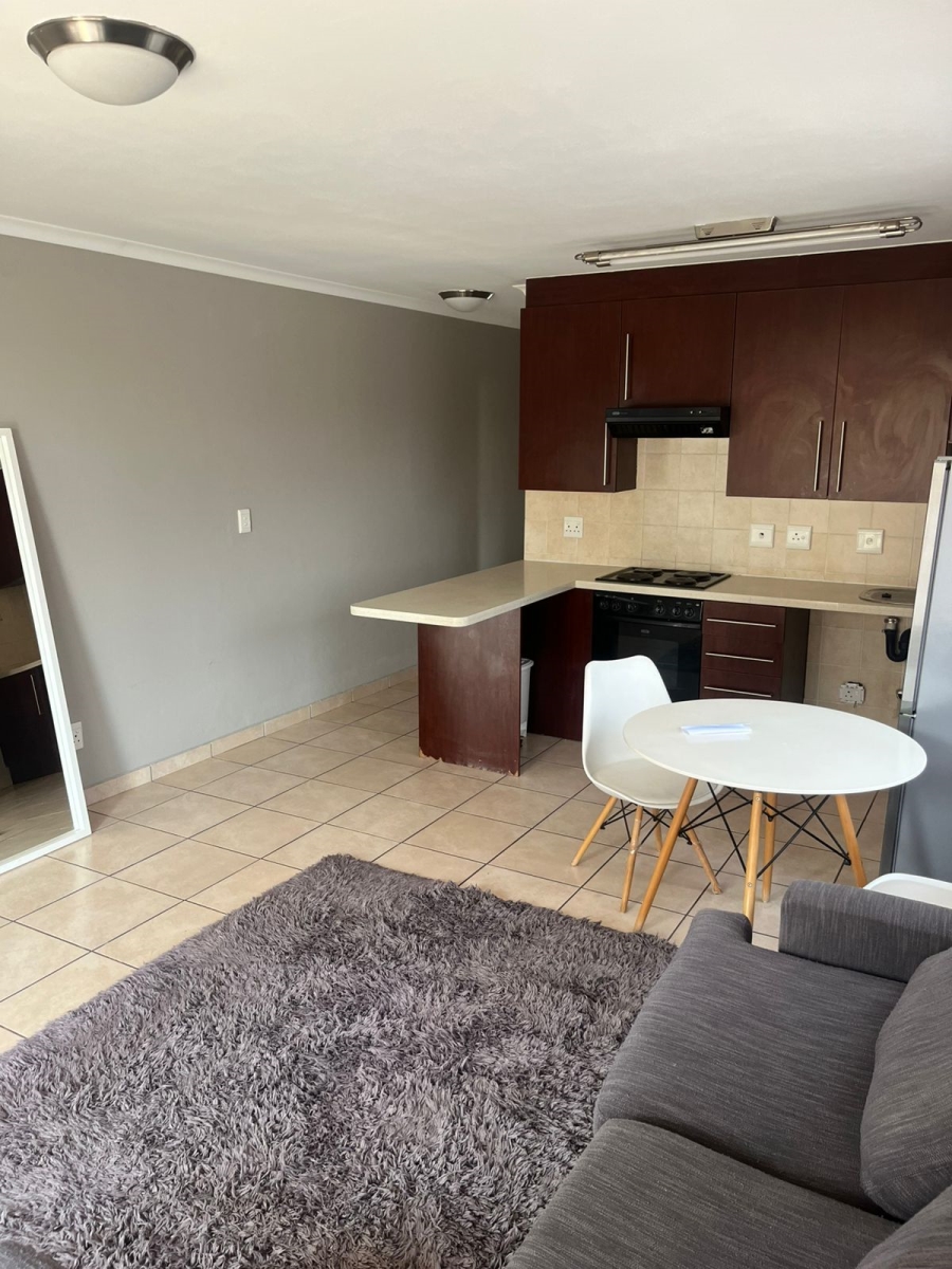 1 Bedroom Property for Sale in Edenburg Gauteng