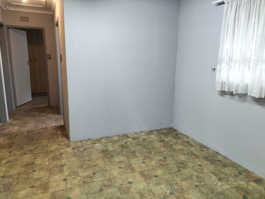 3 Bedroom Property for Sale in Florida Lake Gauteng