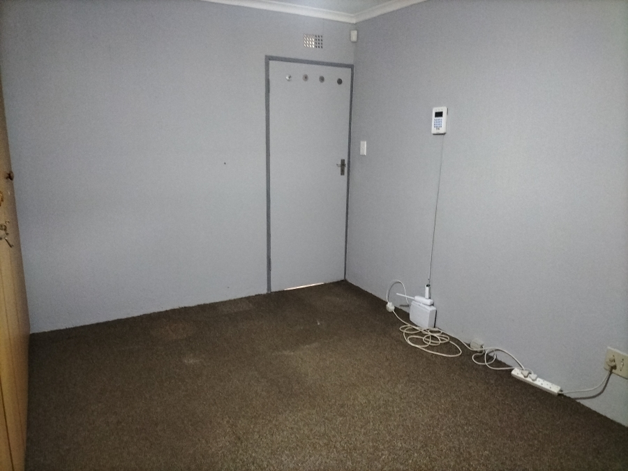 3 Bedroom Property for Sale in Florida Lake Gauteng