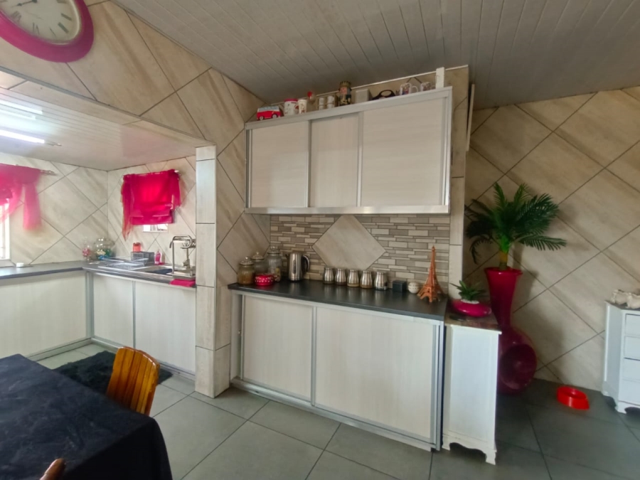 2 Bedroom Property for Sale in Vanderbijlpark CW 5 Gauteng