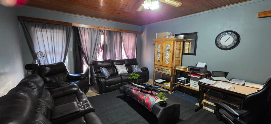 3 Bedroom Property for Sale in Vanderbijlpark CW 5 Gauteng