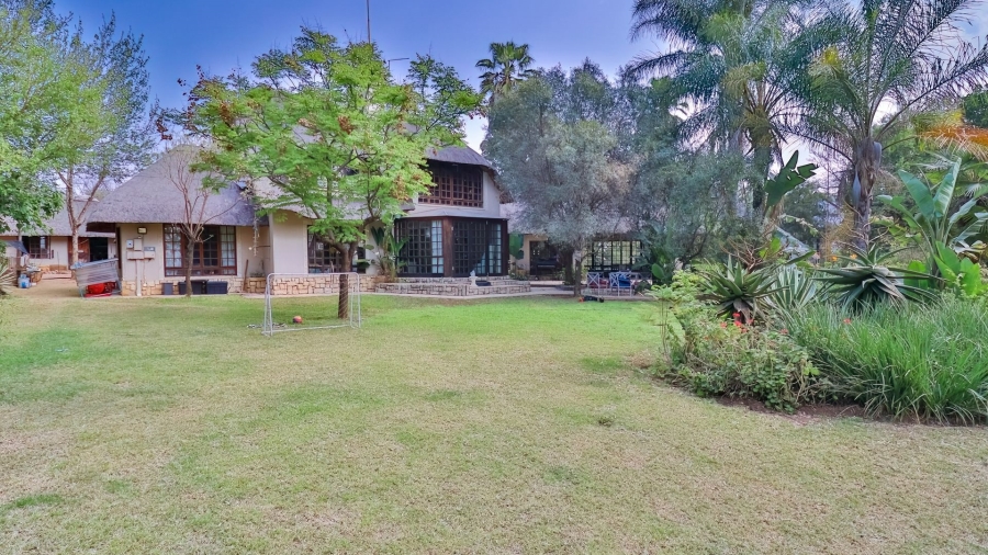 5 Bedroom Property for Sale in Beaulieu Gauteng