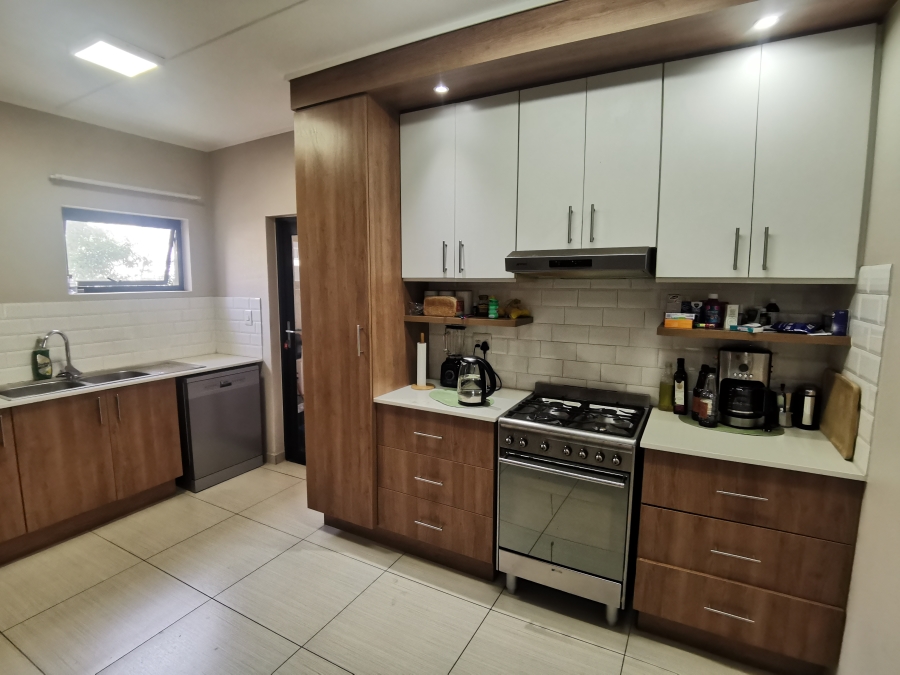 2 Bedroom Property for Sale in Kyalami Ridge Gauteng
