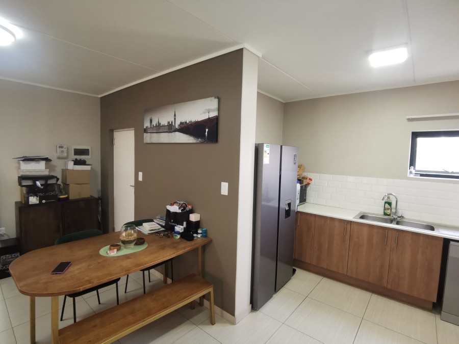 2 Bedroom Property for Sale in Kyalami Ridge Gauteng