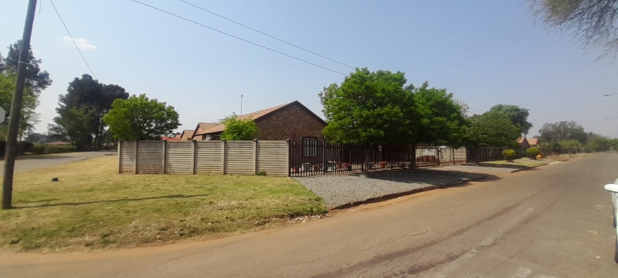 3 Bedroom Property for Sale in Riversdale Gauteng