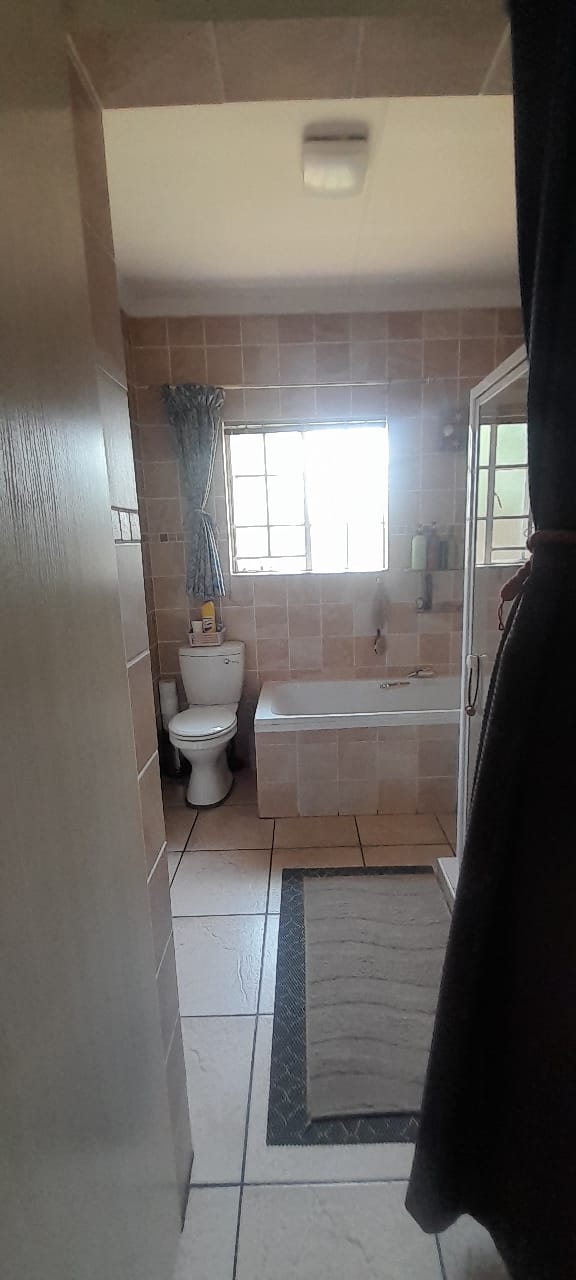 3 Bedroom Property for Sale in Riversdale Gauteng