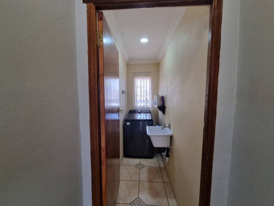 4 Bedroom Property for Sale in The Reeds Gauteng