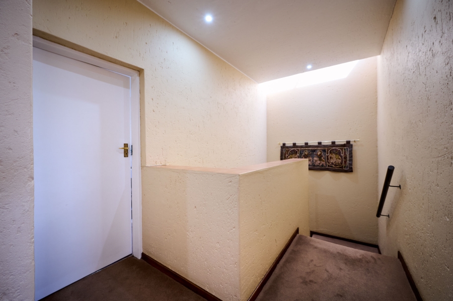 To Let 3 Bedroom Property for Rent in Halfway Gardens Gauteng