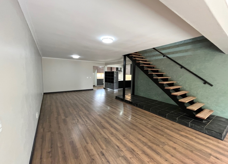 3 Bedroom Property for Sale in Maroeladal Gauteng