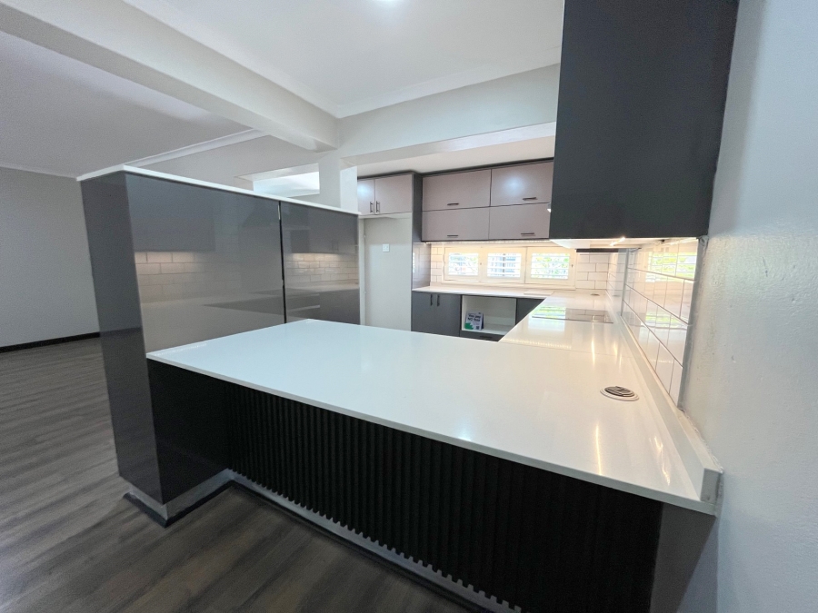 3 Bedroom Property for Sale in Maroeladal Gauteng