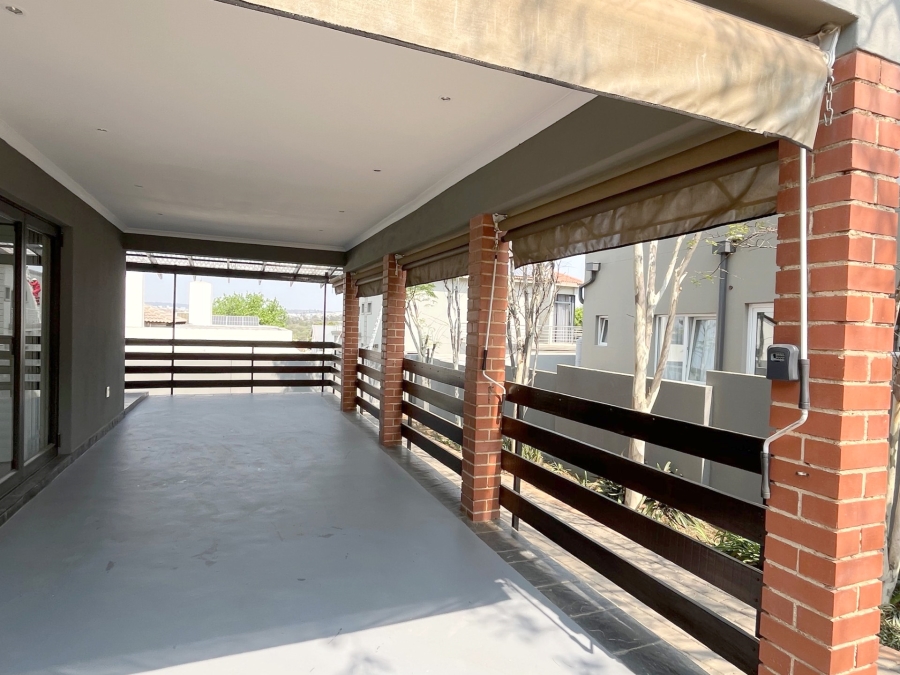3 Bedroom Property for Sale in Maroeladal Gauteng