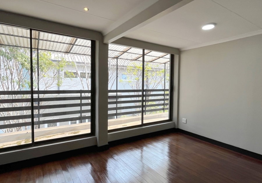 3 Bedroom Property for Sale in Maroeladal Gauteng