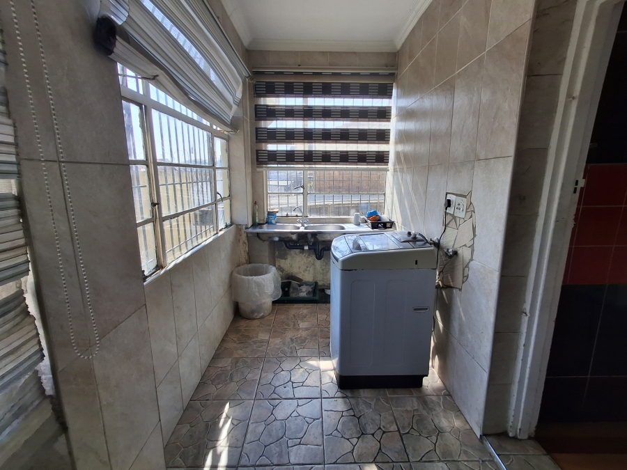 2 Bedroom Property for Sale in Kensington Gauteng
